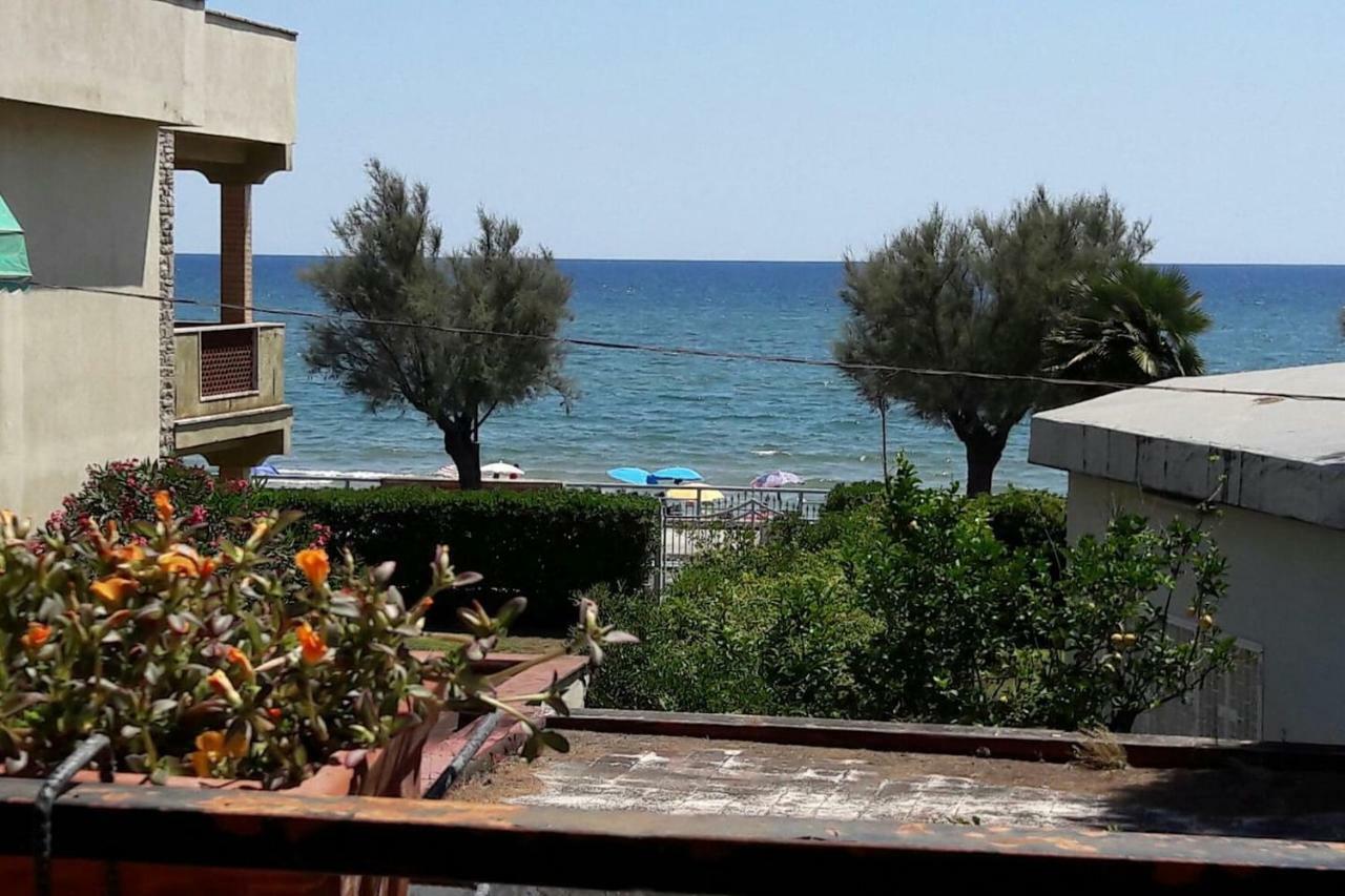 Villa Stella Di Mare Terracina Exterior foto
